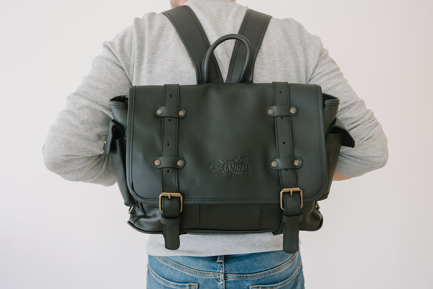Viaje Backpack Black Leather