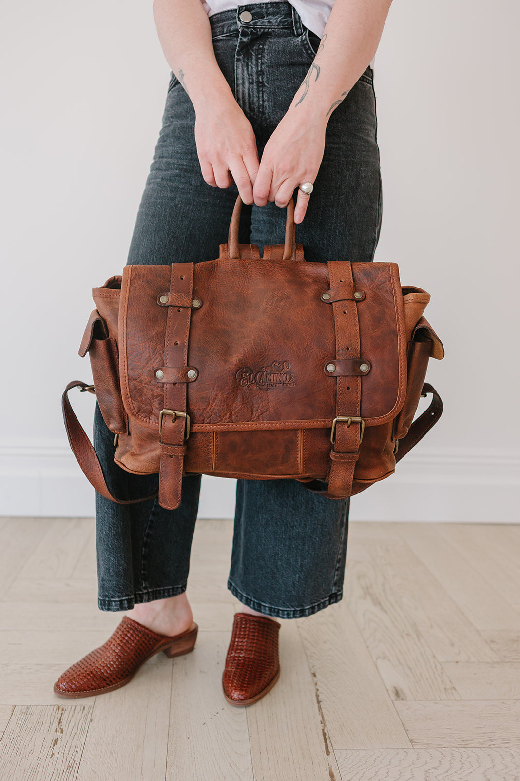 Viaje Backpack Brown Leather